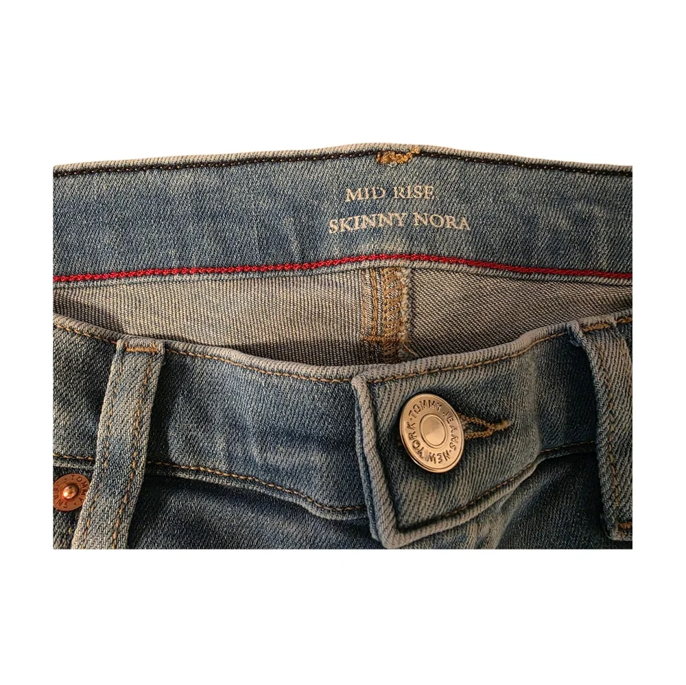 Tommy Hilfiger Nora Mid Rise Skinny Ankle Jeans Blue EUC Sz 30 EUC